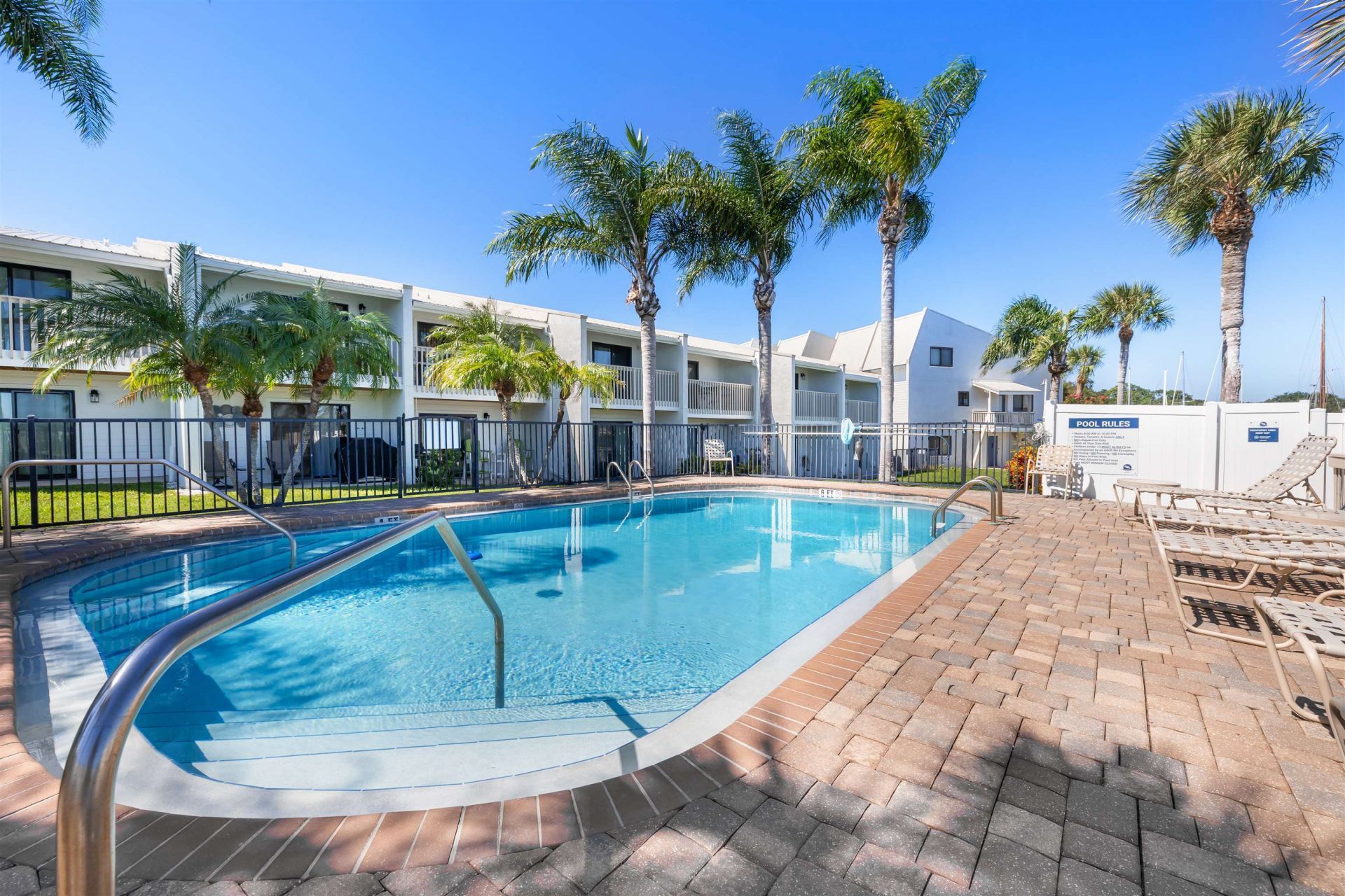 909 S Ponce De Leon Blvd, Saint Augustine, FL 32084 Main Photo