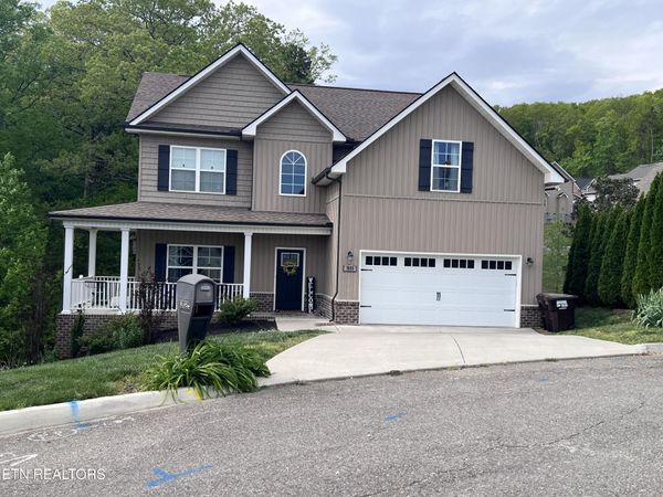 3025 Maple Knot Lane, Knoxville, TN 37931
