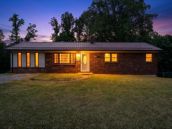 795 Longview DR , Bassett, VA 24055