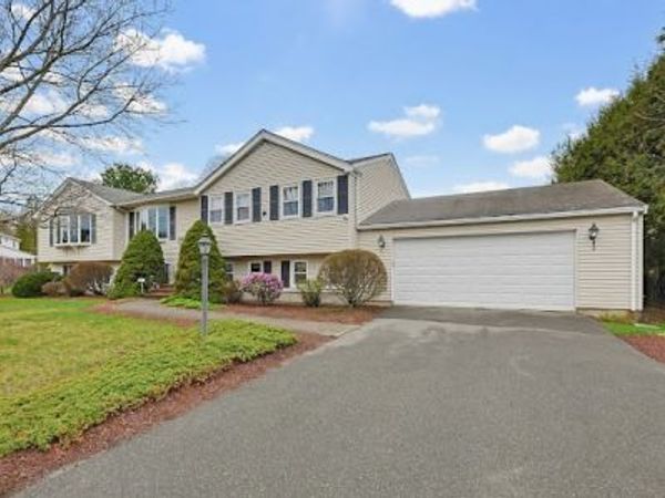 22 Legaski Ave, Stoughton, MA 02072