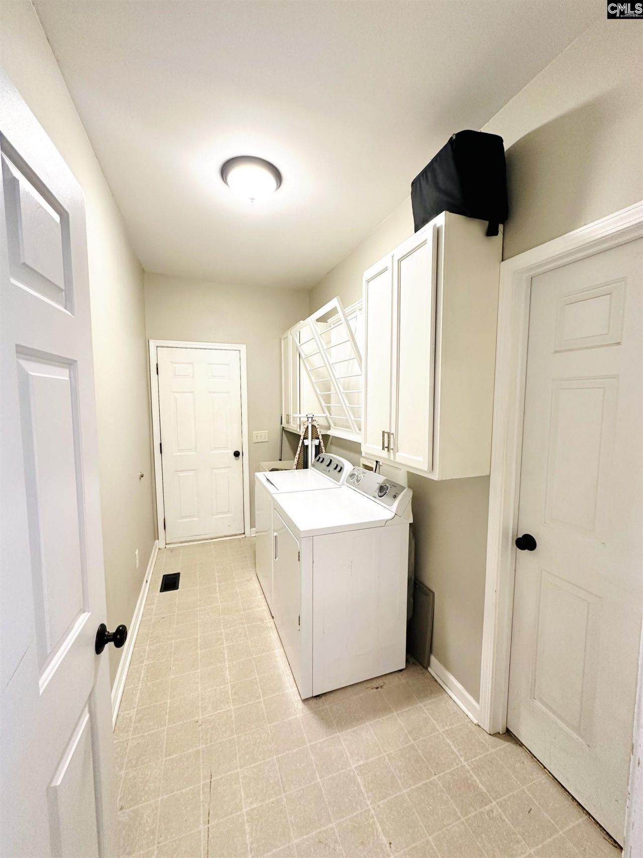 208 Saints Creek Lane  Photo 10