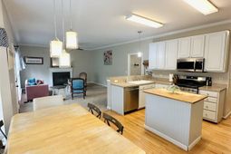 208 Saints Creek Lane  photo 4