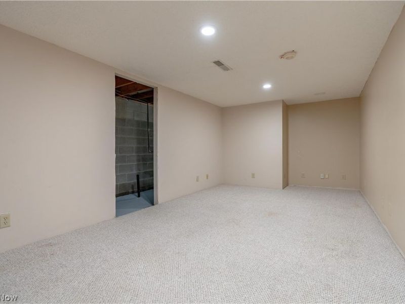 2041 Old Elm Street NE, Canton, OH 44721 Photo 33