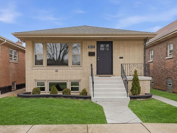 5115 S Melvina Avenue , Chicago, IL 60638