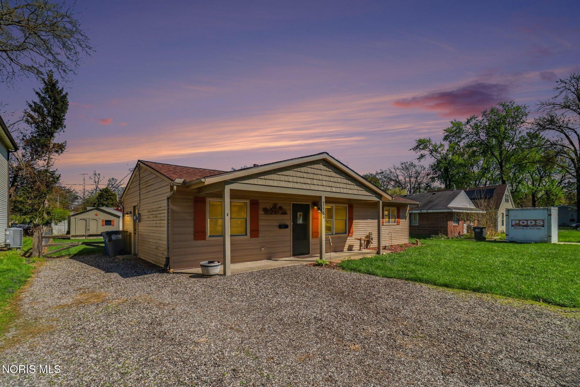 216 Bonaparte Drive , Toledo, OH 43615 Main Photo