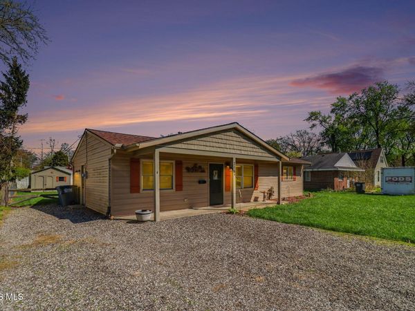 216 Bonaparte Drive , Toledo, OH 43615