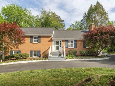 102 WESTMINSTER RD, CHARLOTTESVILLE, VA 22901