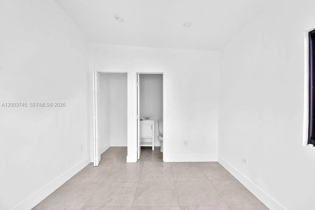 1102 NW 103rd St, Unit 1, Miami, FL 33150 Photo