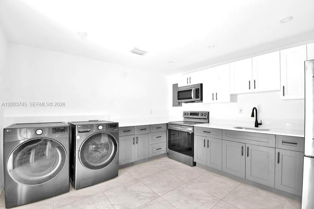 1102 NW 103rd St, Unit 1, Miami, FL 33150 Photo