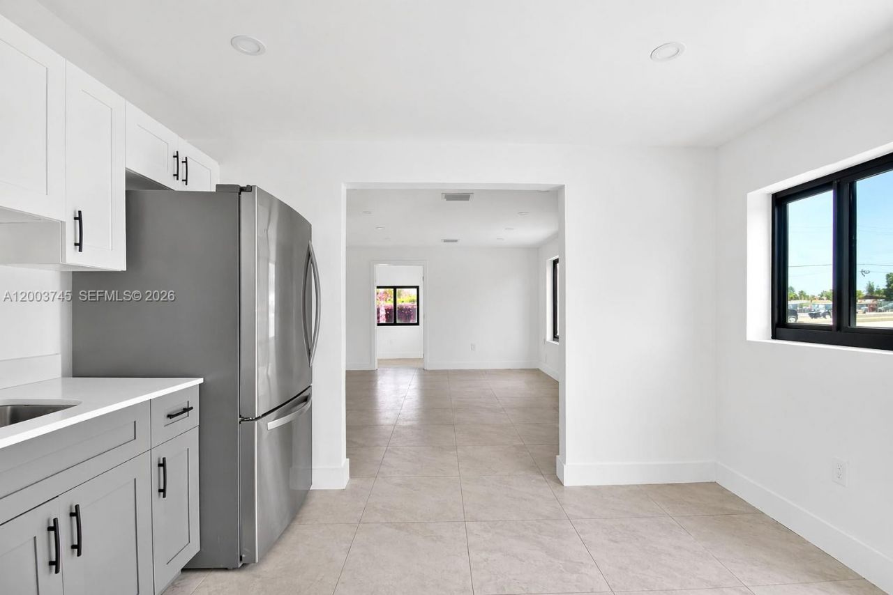 1102 NW 103rd St, Unit 1, Miami, FL 33150 Photo