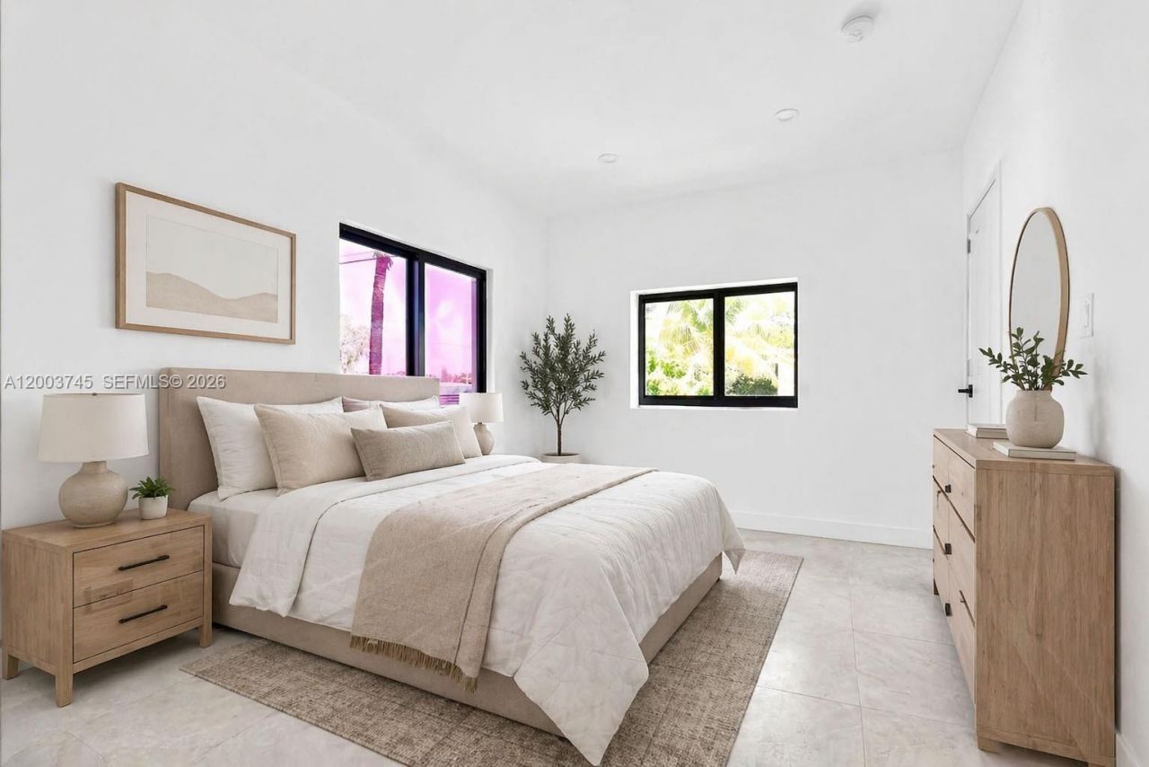 1102 NW 103rd St, Unit 1, Miami, FL 33150 Photo