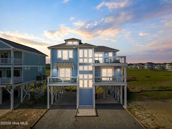 598 Ocean Boulevard W, Holden Beach, NC 28462