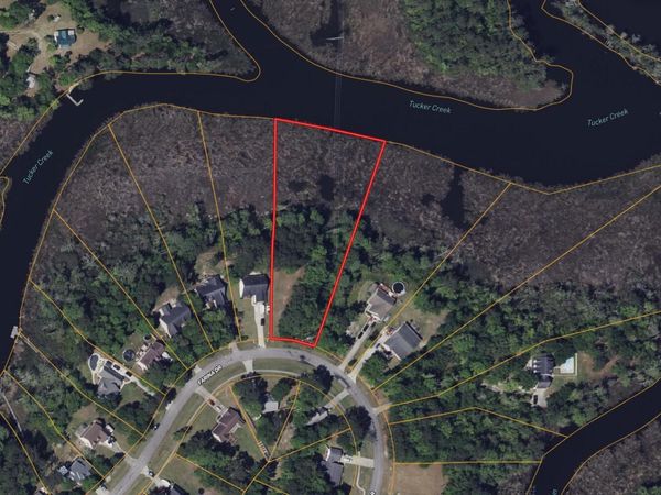 315 Farina Drive , Havelock, NC 28532