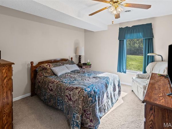 3 Forest Drive Drive, Maryville, IL 62062