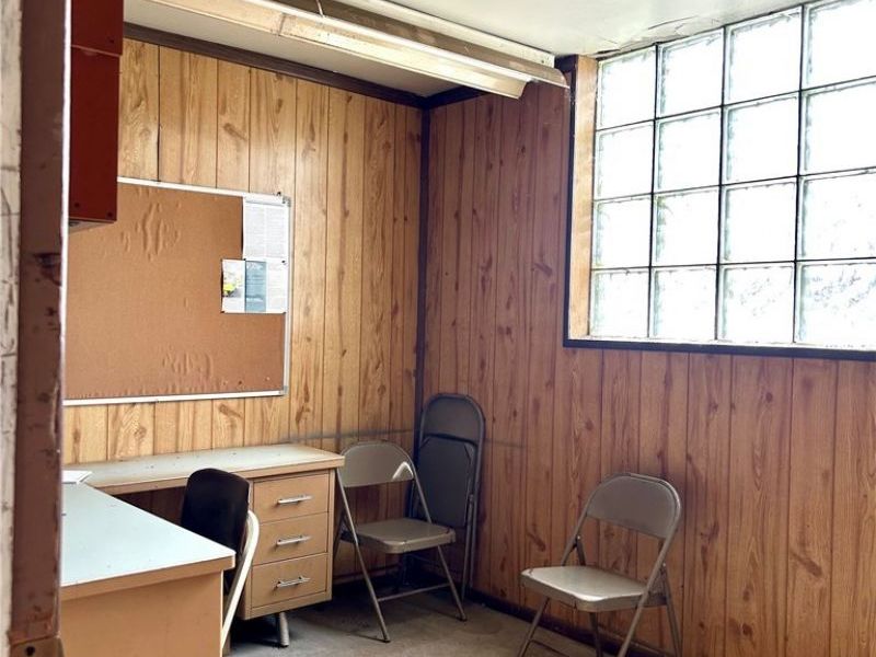 1863 Fenton Avenue, Akron, OH 44312 Photo 6