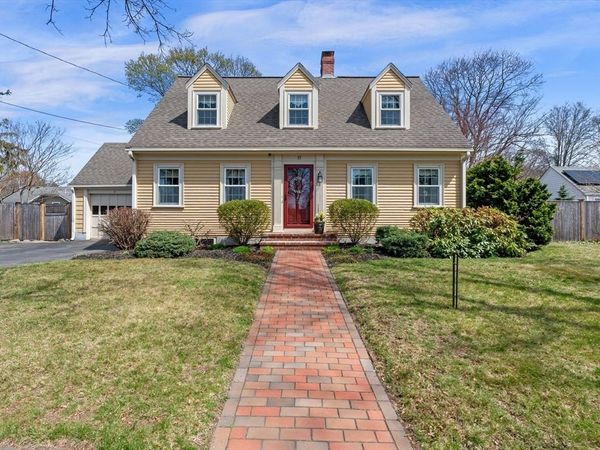 17 Princeton Ave, Beverly, MA 01915