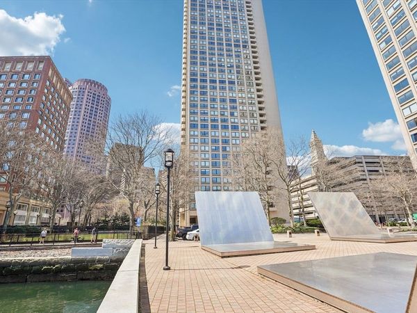 65 East India Row, Unit PHE, Boston, MA 02110