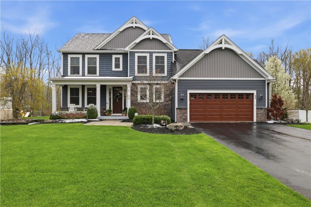 52 Copper Beech Run, Fairport, NY 14450 Main Photo