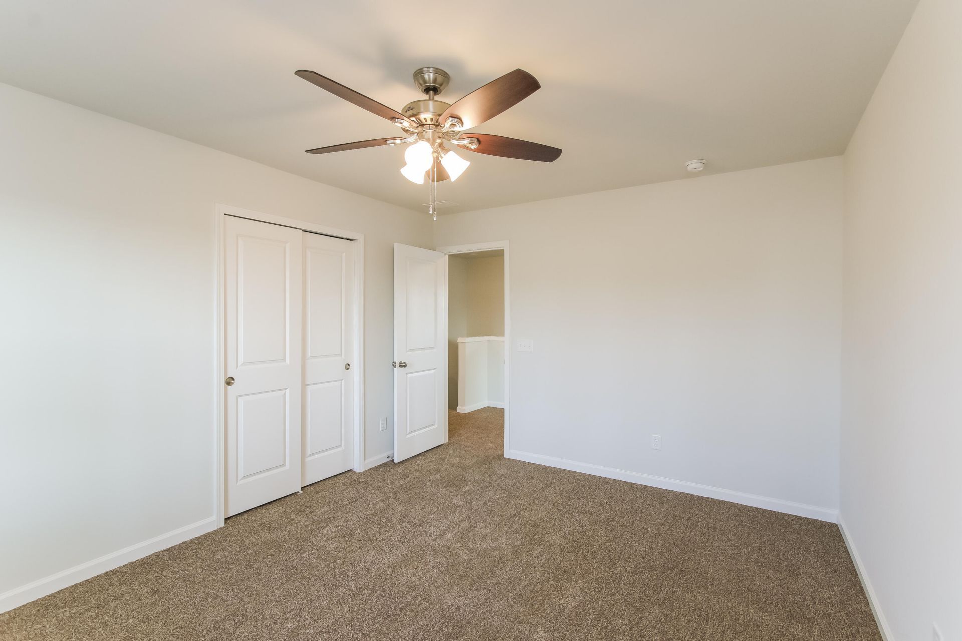 402 Silent Bluff Drive Photo 10