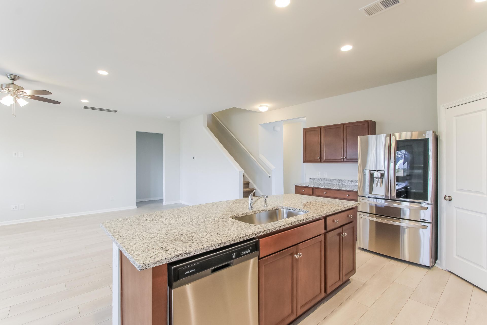 402 Silent Bluff Drive Photo 7