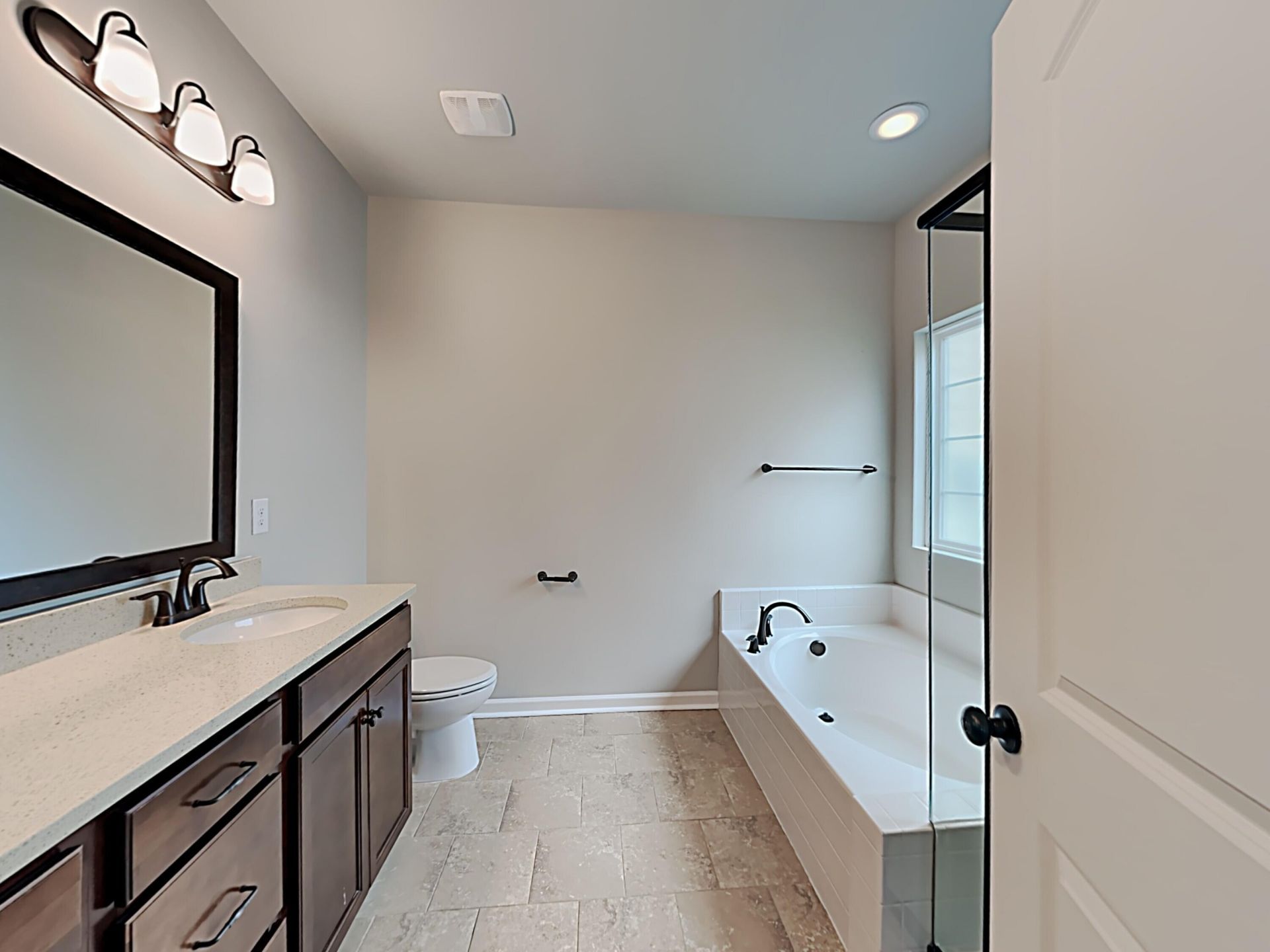 415 Flat Rock Lane Photo 12