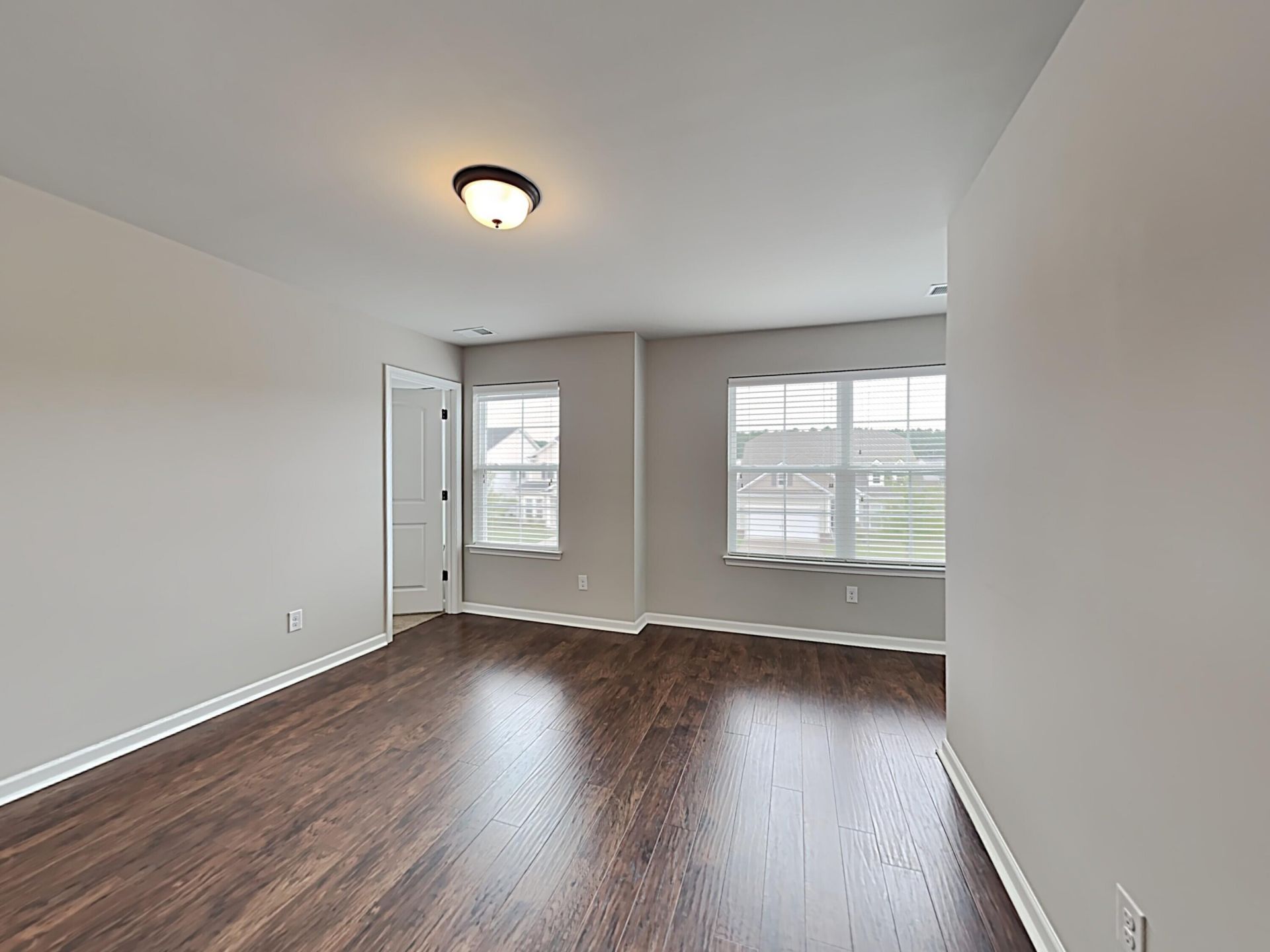 415 Flat Rock Lane Photo 4