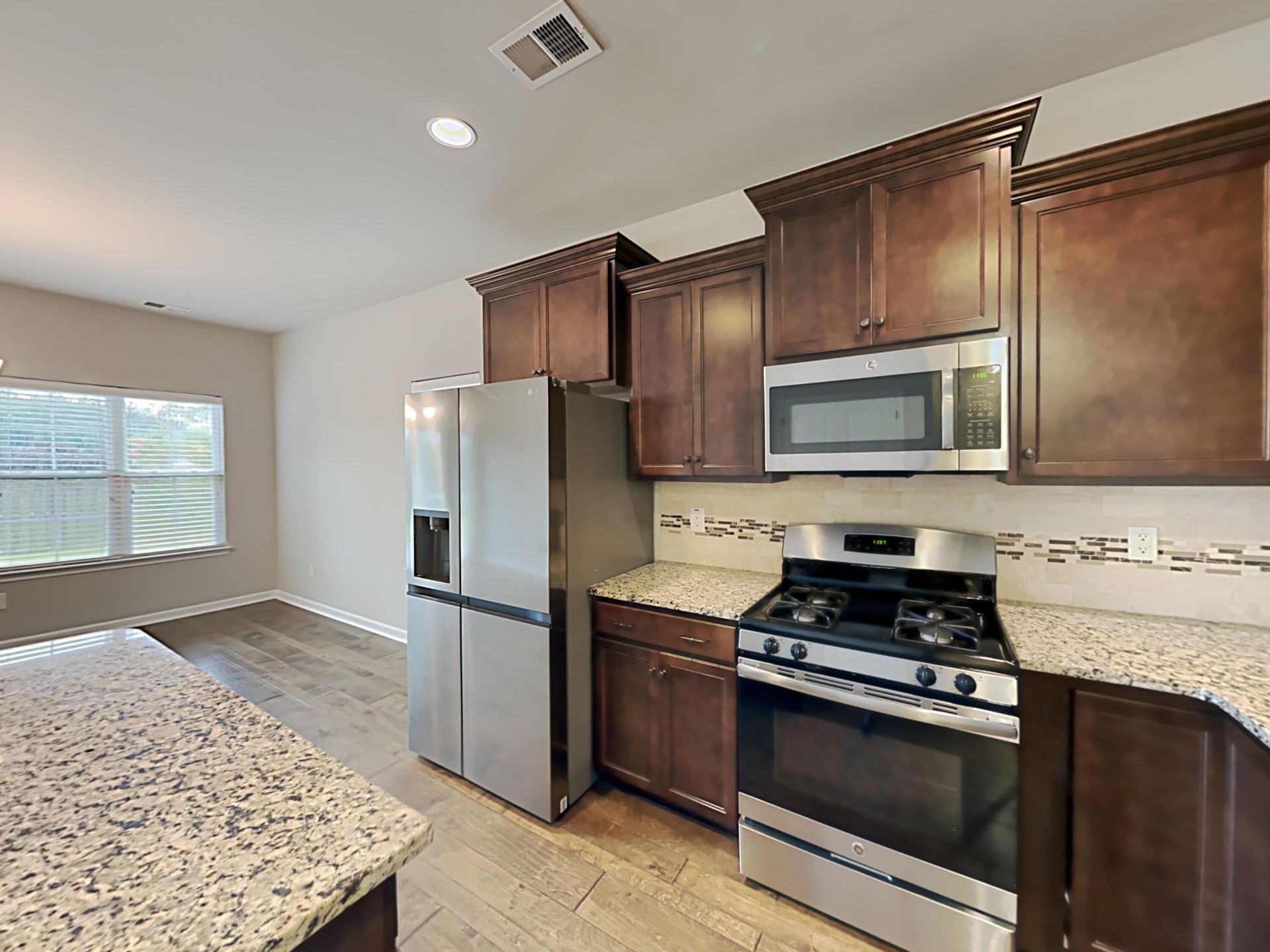 415 Flat Rock Lane Photo 5