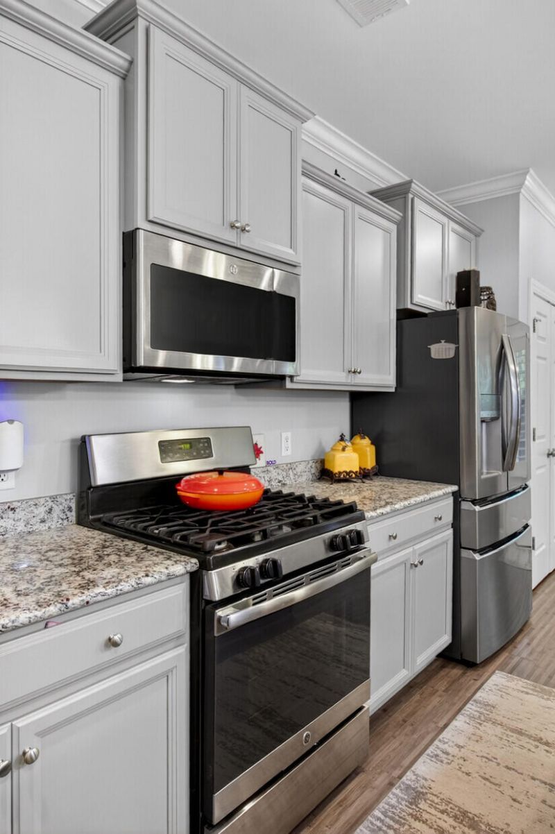 4238 Scharite Street Photo 14