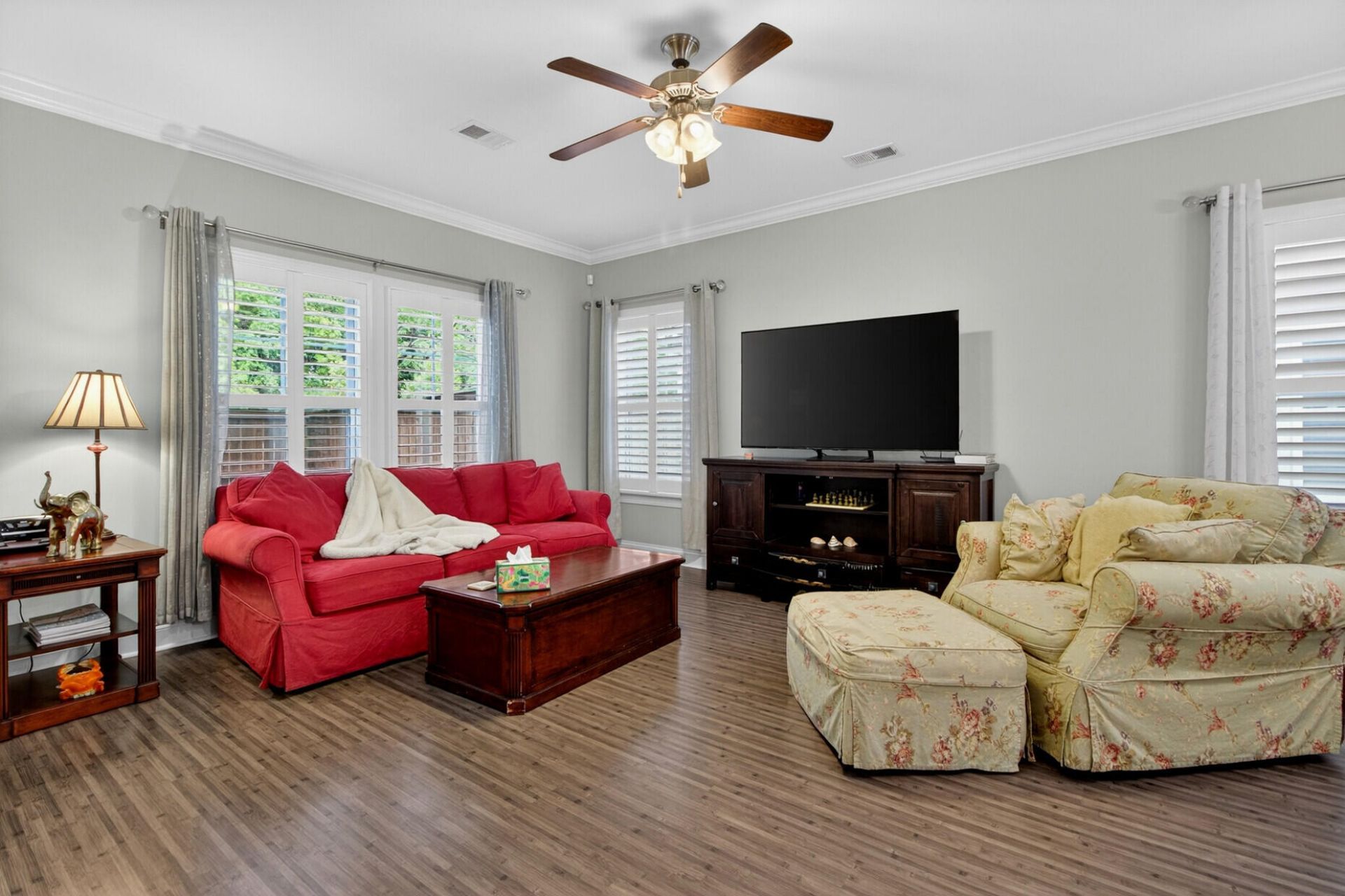 4238 Scharite Street Photo 17