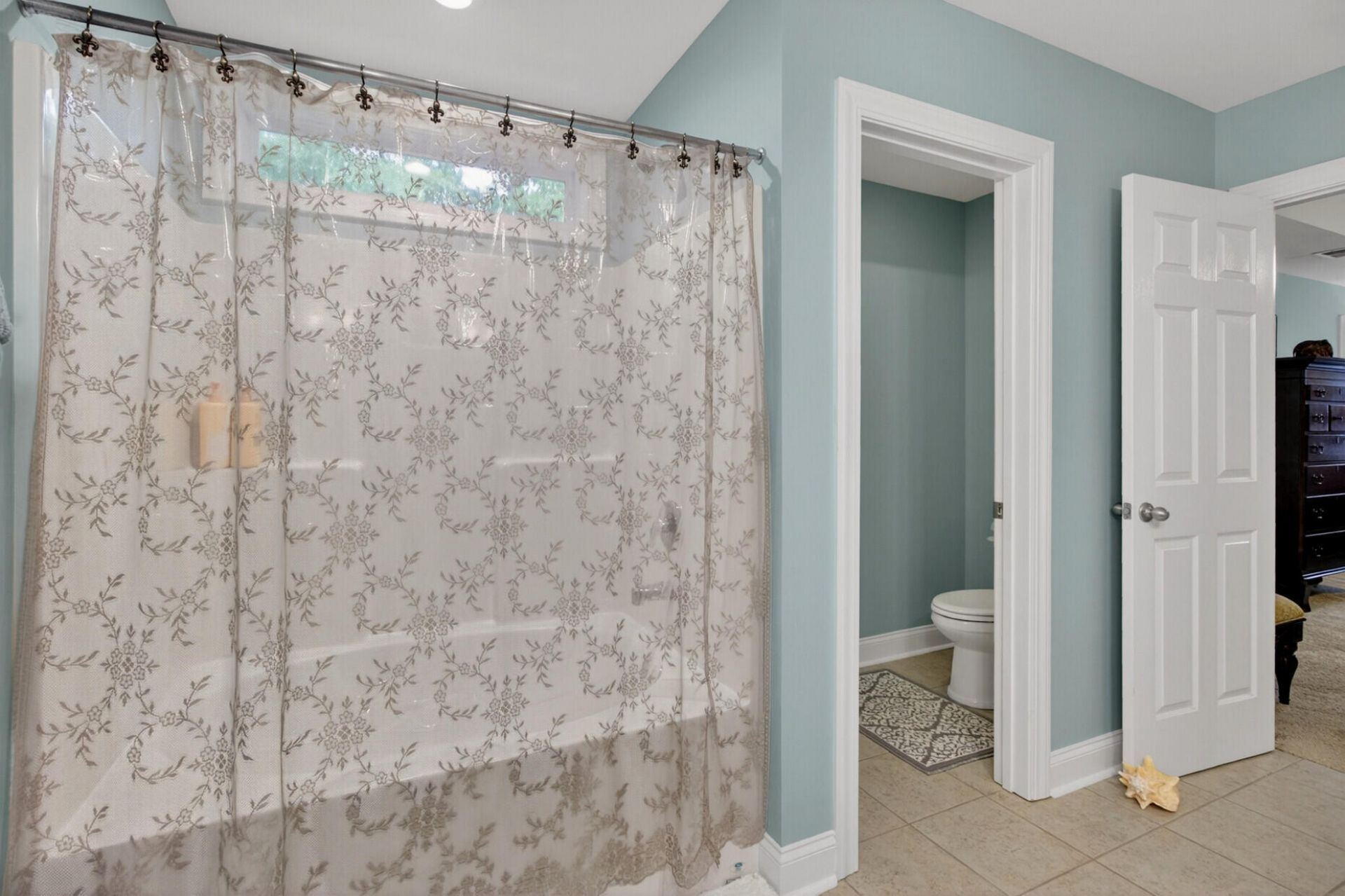 4238 Scharite Street Photo 27