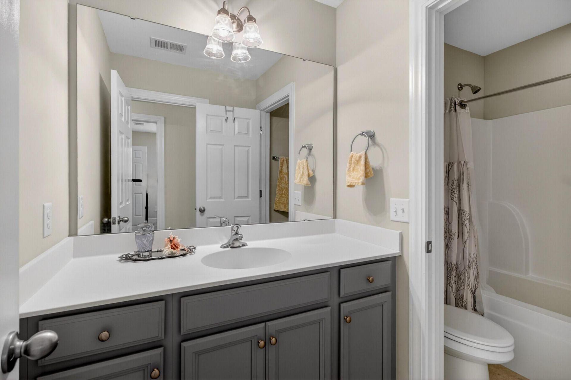 4238 Scharite Street Photo 34