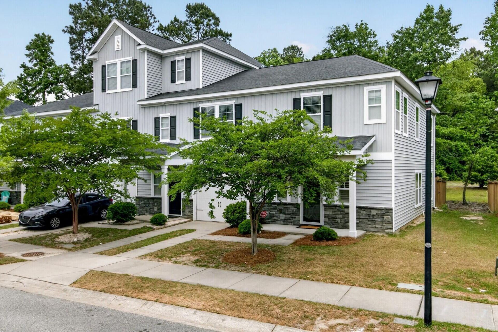 4238 Scharite Street Photo 4