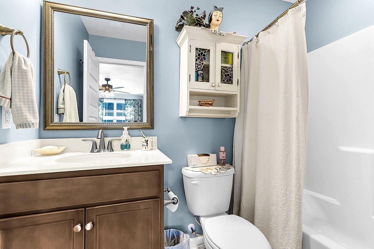 562 Dunswell Drive Photo 18