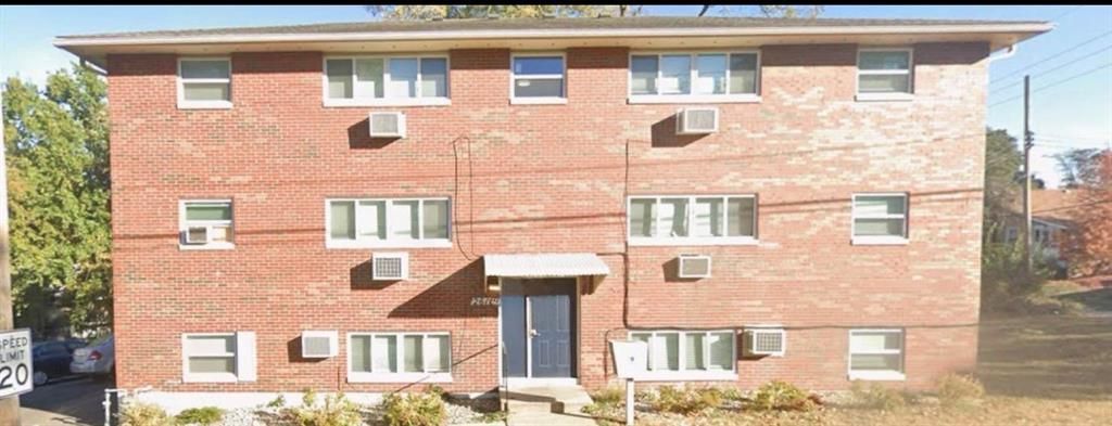 2610 W 42nd Avenue, Kansas City, KS 66103 Main Photo