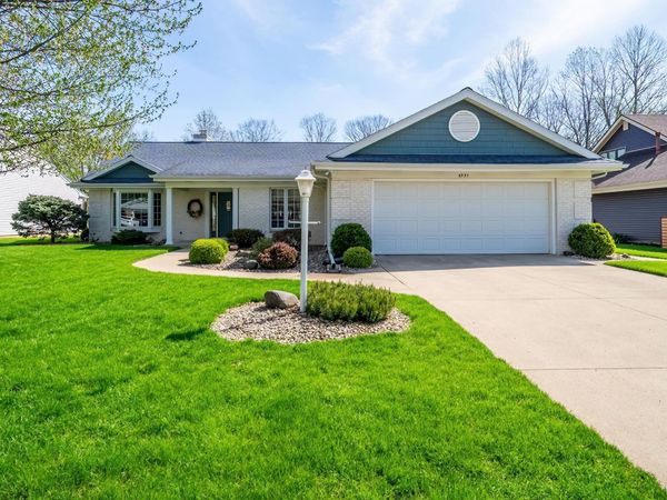 6935 River Haze Road, Fort Wayne, IN 46819