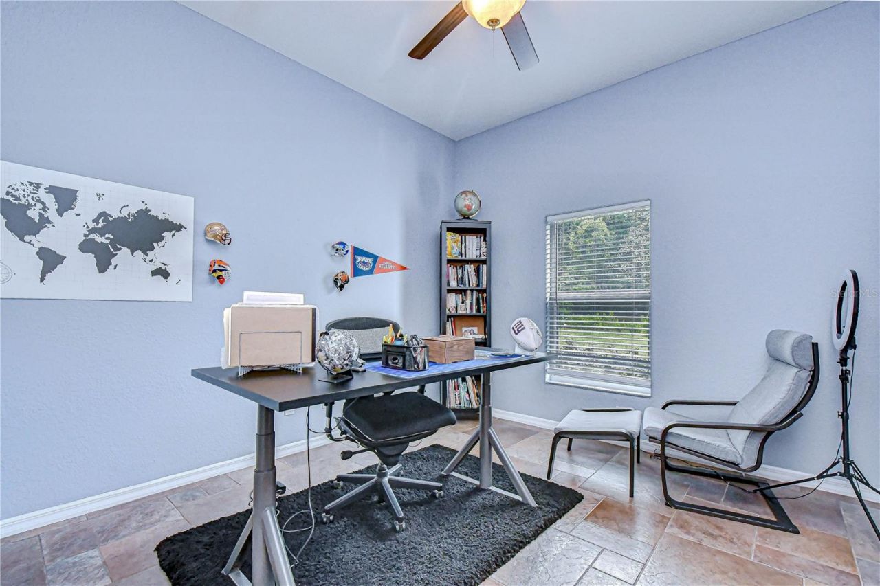 5201 Laurel Pointe Drive, Valrico, FL 33594 Photo
