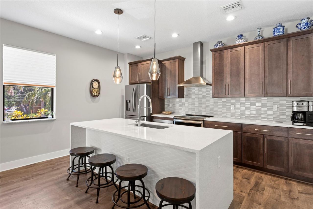 2521 11th Place N, Saint Petersburg, FL 33713 Photo