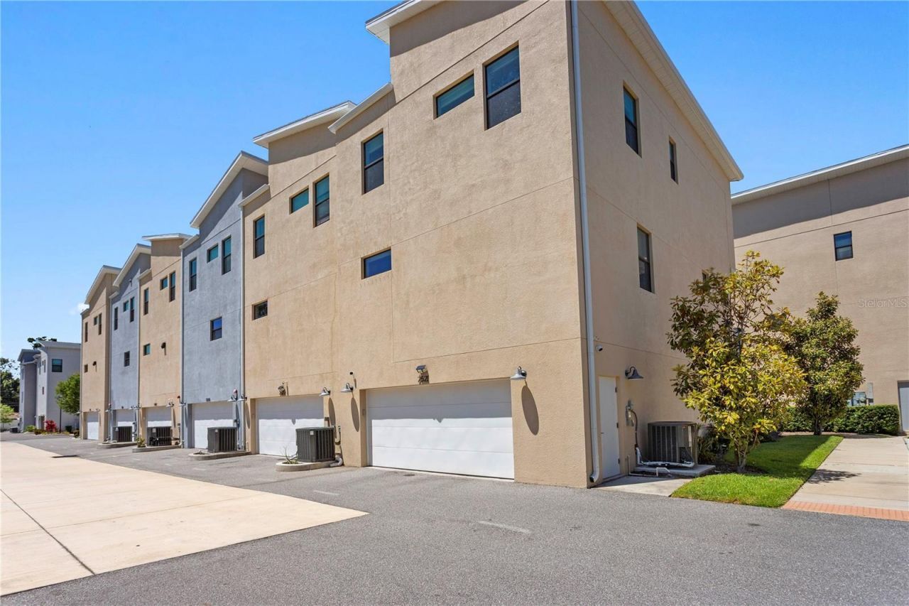 2521 11th Place N, Saint Petersburg, FL 33713 Photo