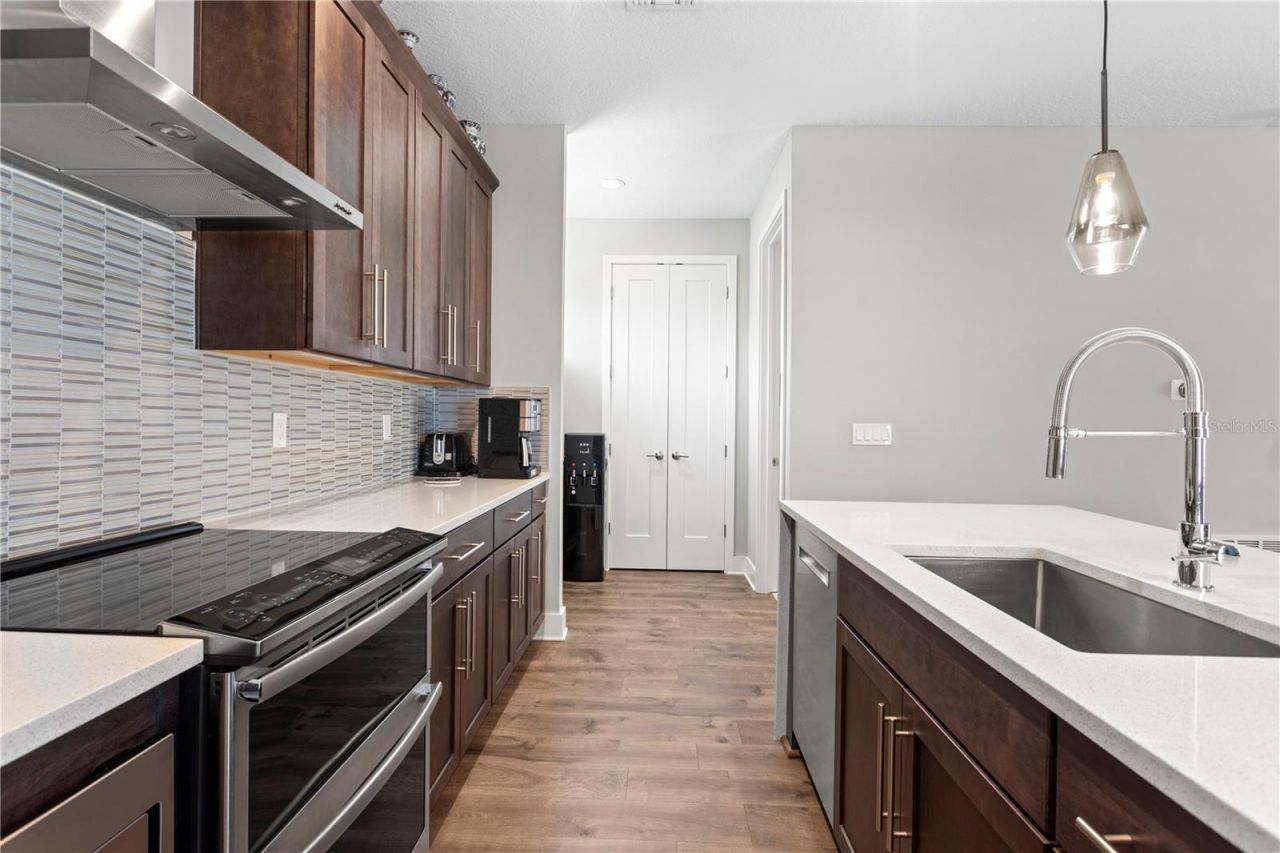 2521 11th Place N, Saint Petersburg, FL 33713 Photo