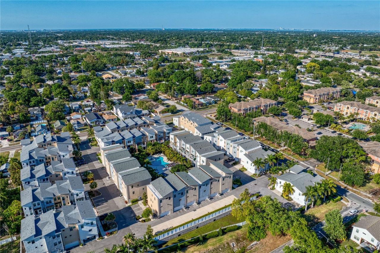 2521 11th Place N, Saint Petersburg, FL 33713 Photo