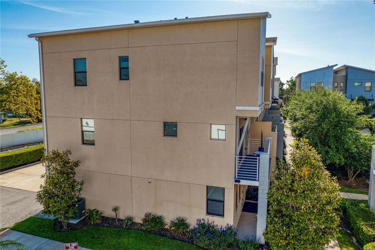 2521 11th Place N, Saint Petersburg, FL 33713 Photo