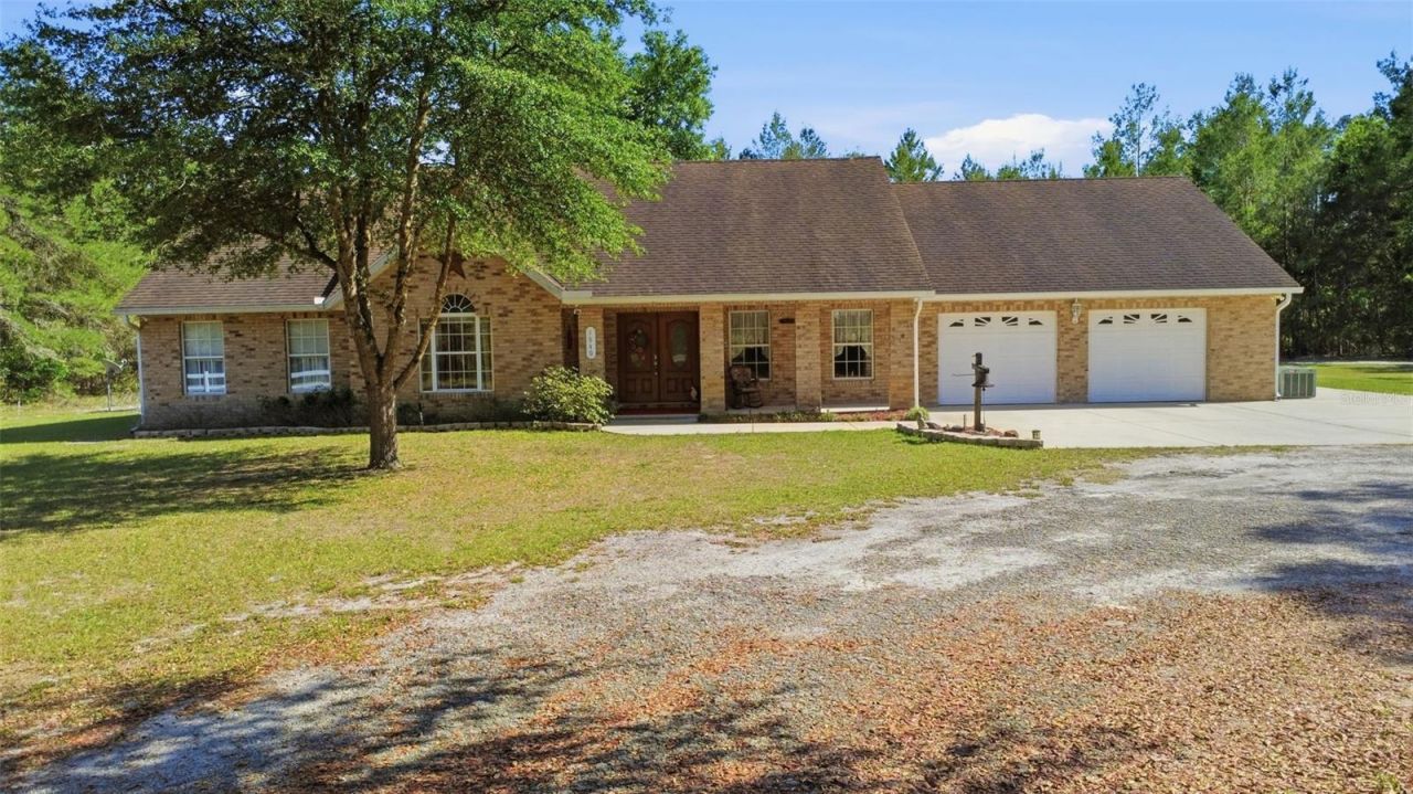 1640 Red Dog Road, De Leon Springs, FL 32130 Photo