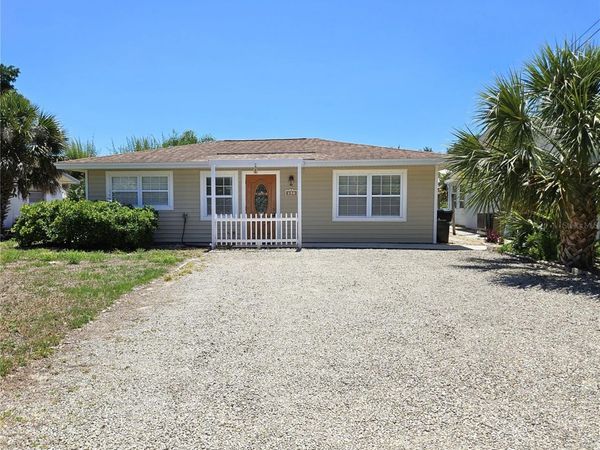 323 PALMETTO ROAD W, NOKOMIS, FL 34275