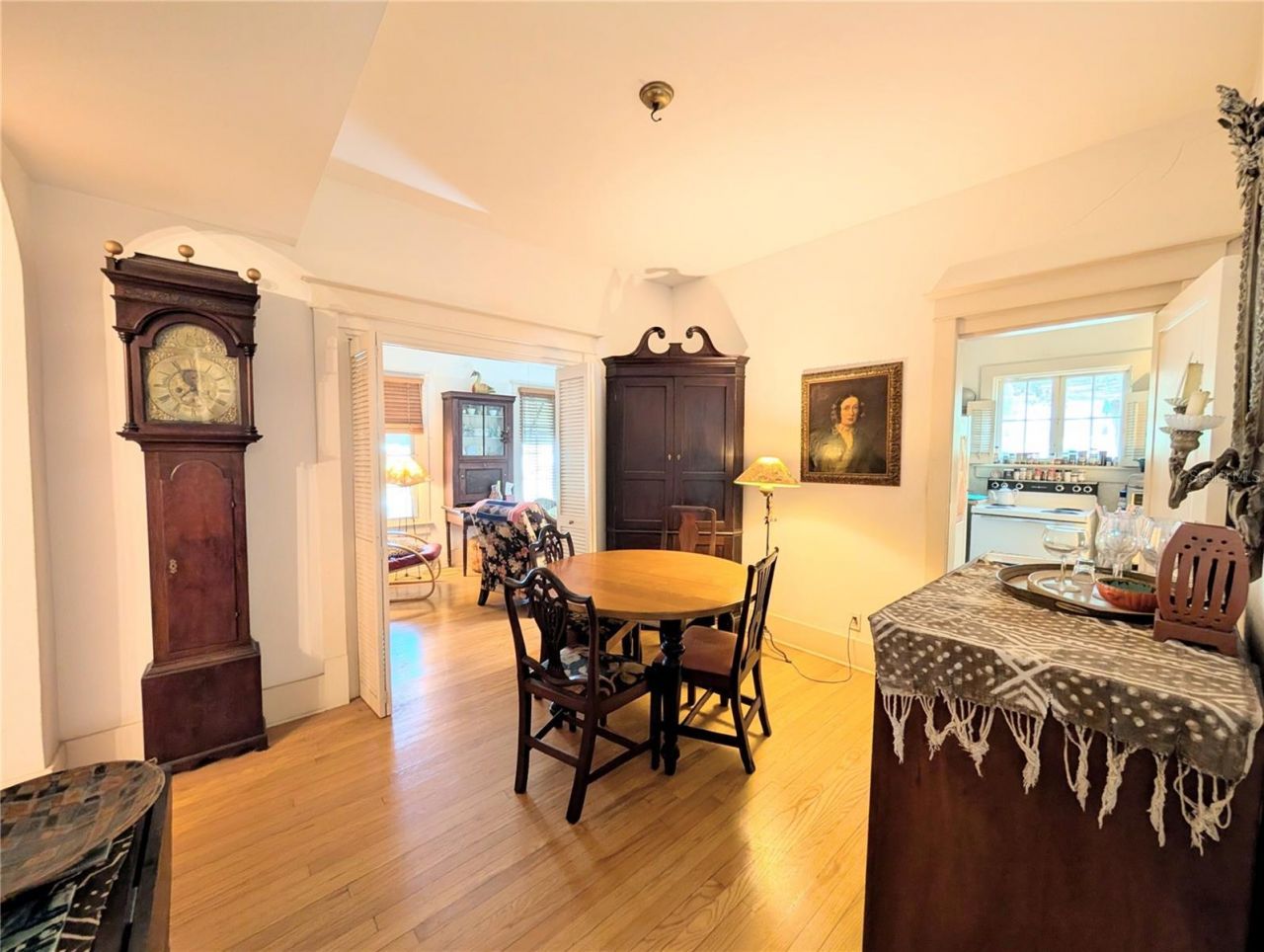 1701 Siesta Drive , Sarasota, FL 34239 Photo