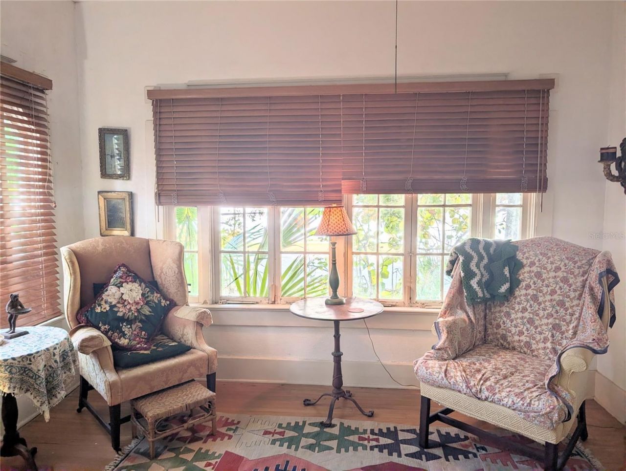 1701 Siesta Drive , Sarasota, FL 34239 Photo