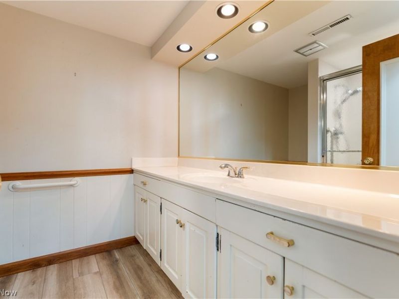 2240 Devonshire Drive NW, Canton, OH 44708 Photo 23