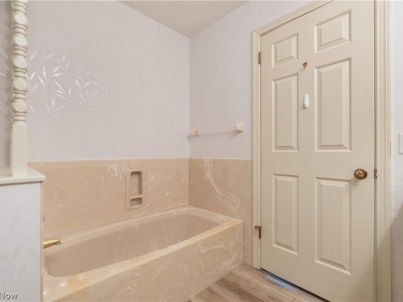 2240 Devonshire Drive NW, Canton, OH 44708 Photo 24