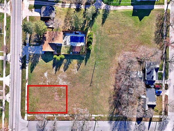 Division Street, Cadillac, MI 49601