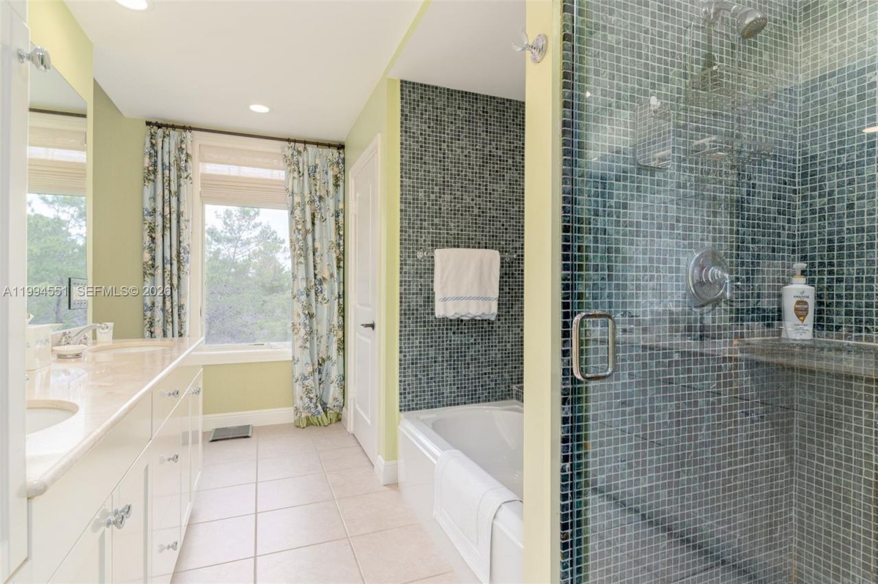 11718 SE Florida Ave , Hobe Sound, FL 33455 Photo