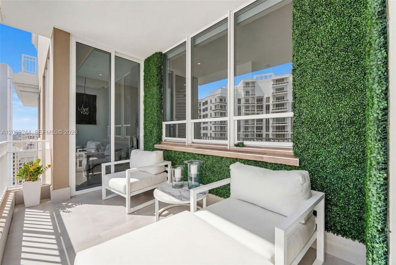 801 Brickell Key Blvd, Unit PH3306, Miami, FL 33131 Photo